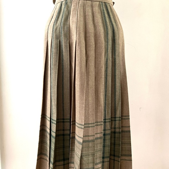 Vintage St Michael Wool Blend Kilt Green and Tan Academia Tweedcore British - Picture 5 of 9